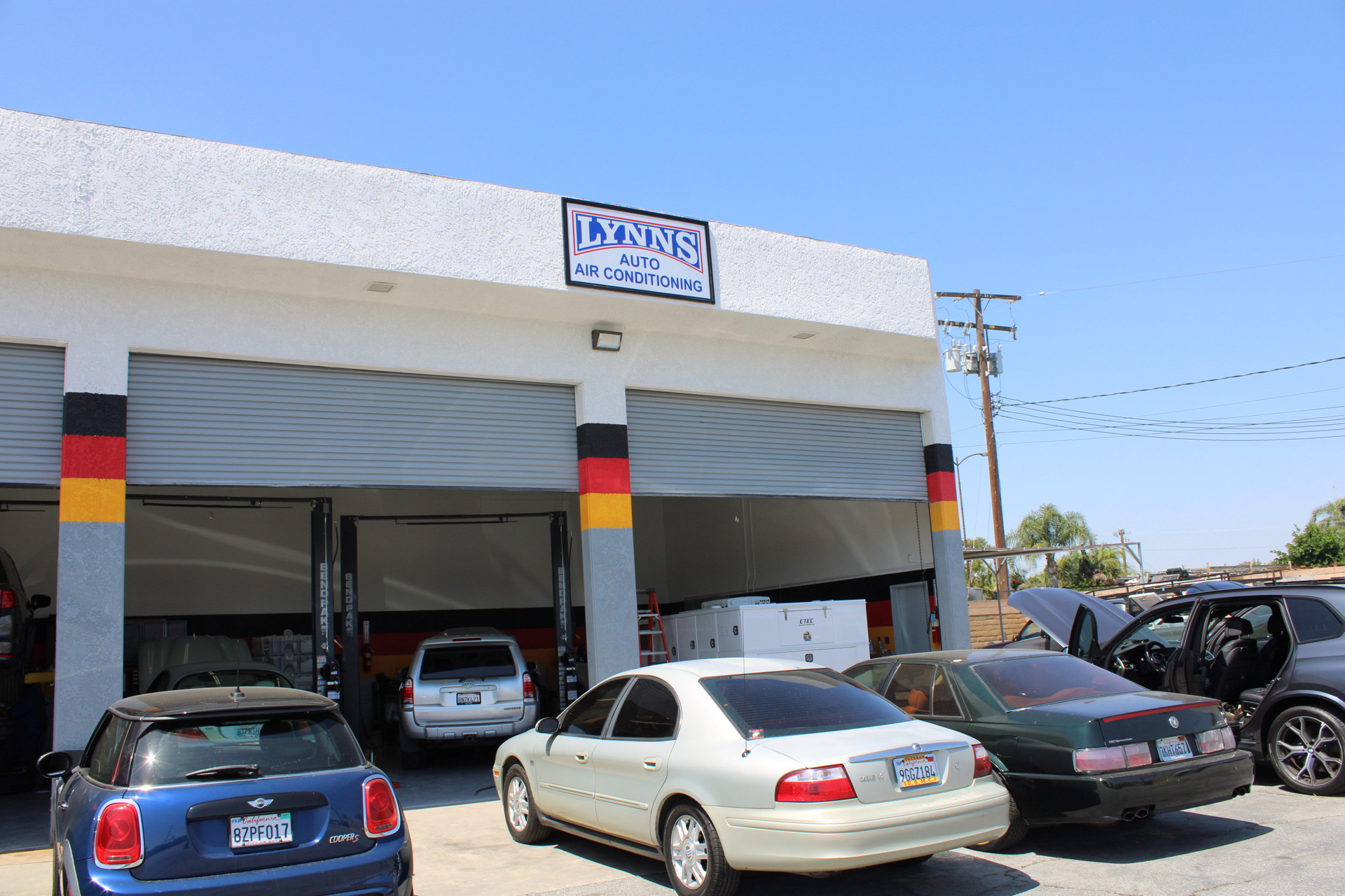 Lynn's Auto Air shop in Downey serving Compton, CA